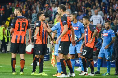 Futbolcu sırasında Uefa Şampiyonlar Ligi maç Shakhtar Rakip Ssc Napoli arasında