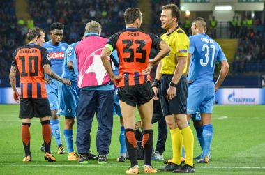 Futbolcu sırasında Uefa Şampiyonlar Ligi maç Shakhtar Rakip Ssc Napoli arasında