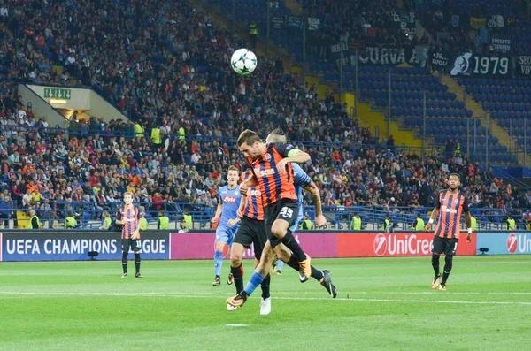 Futbolcu sırasında Uefa Şampiyonlar Ligi maç Shakhtar Rakip Ssc Napoli arasında — Stok fotoğraf