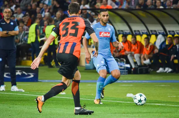 Futbolcu sırasında Uefa Şampiyonlar Ligi maç Shakhtar Rakip Ssc Napoli arasında