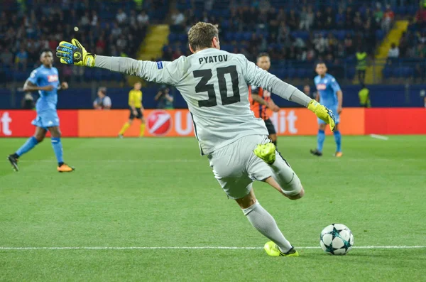 Jugador de fútbol durante el partido de la UEFA Champions League entre Shakhtar vs SSC Napoli —  Fotos de Stock