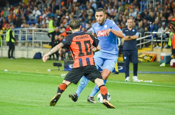 Futbolcu sırasında Uefa Şampiyonlar Ligi maç Shakhtar Rakip Ssc Napoli arasında