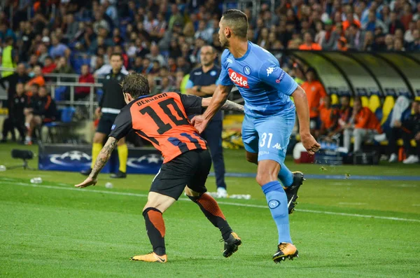 Futbolcu sırasında Uefa Şampiyonlar Ligi maç Shakhtar Rakip Ssc Napoli arasında