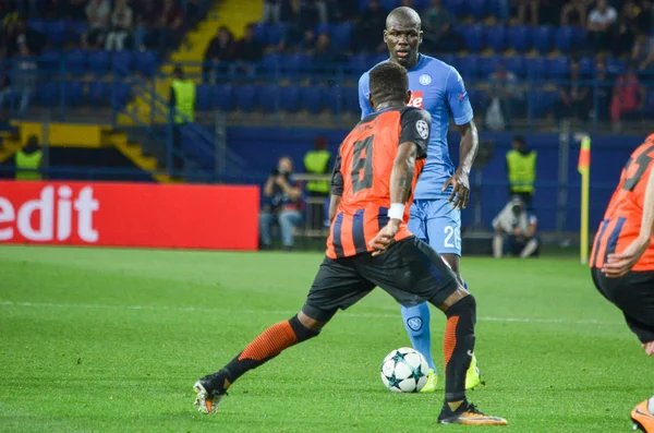 Futbolcu sırasında Uefa Şampiyonlar Ligi maç Shakhtar Rakip Ssc Napoli arasında