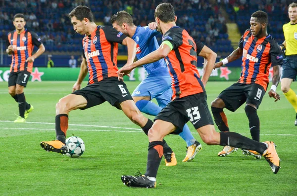 Kharkiv, Ukrayna - 13 Eylül 2017: Futbolcu Shakhtar Rakip Ssc Napoli, Ukrayna arasında Uefa Şampiyonlar Ligi maç sırasında