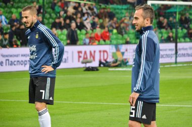 Krasnodar, Rusya - 14 Kasım 2017: Dario Benedetto (L) durin