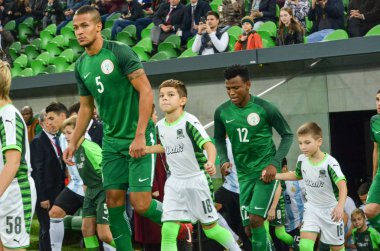 Krasnodar, Rusya - 14 Kasım 2017: Abdullahi Shehu (R) ve  