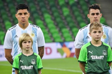 Krasnodar, Rusya - 14 Kasım 2017: ristian Pavon (R), Enzo 