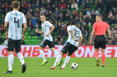 Krasnodar, Rusya - 14 Kasım 2017: Hiç Banega (C) sırasında bir 