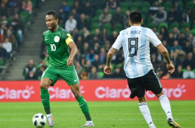 Krasnodar, Rusya - 14 Kasım 2017: Enzo Perez (R) sırasında bir f