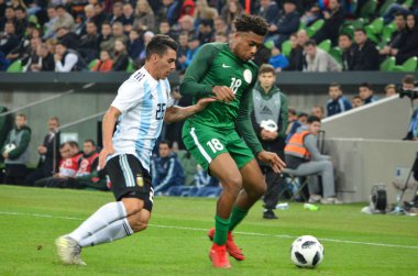 Krasnodar, Rusya - 14 Kasım 2017: Cristian Pavon (L) agains