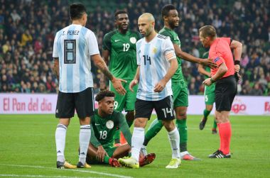 Krasnodar, Rusya - 14 Kasım 2017: Javier Mascherano (C) dur