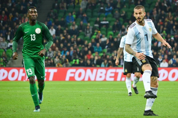 Krasnodar, Rusya - 14 Kasım 2017: Dario Benedetto (R) daha