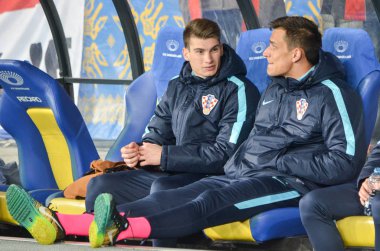 Kiev, Ukrayna - 09 Ekim 2017: Yedek futbol oyuncuları 