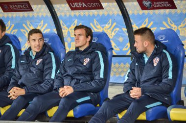 Kiev, Ukrayna - 09 Ekim 2017: Yedek futbol oyuncuları 