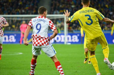 Kiev, Ukrayna - 09 Ekim 2017: Andrej Kramaric (L) sırasında