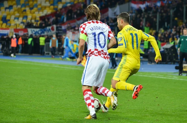 KIEV, UCRAINA - 09 ottobre 2017: Luka Modric (L) durante la FIF — Foto Stock