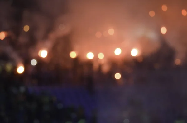 Kharkiv, UKRAINE - November 15, 2016: Ultras harness fireworks a — Stock Photo, Image