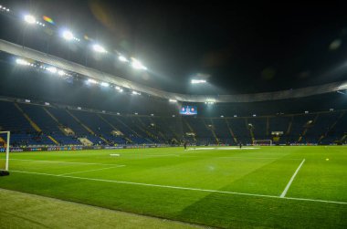 Kharkiv, Ukrayna - 21 Şubat 2018: Boş Stadyumu başlamadan önce Uefa Şampiyonlar Ligi yuvarlak 16 maçında Shakhtar Donetsk stadyum Osk Metalist Kharkiv, Ukrayna
