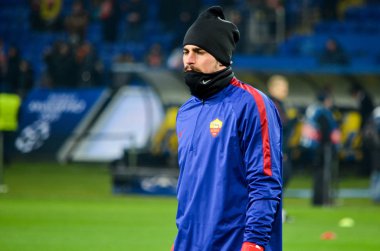 Kharkiv, Ukrayna - 21 Şubat 2018: Eğitim kaleci olarak Roma Shakhtar Donetsk rakip olarak Roma Osk Metalist Stadyumu'nda, Ukrayna arasında Uefa Şampiyonlar Ligi maç sırasında