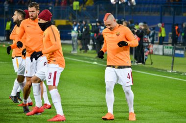 Kharkiv, Ukrayna - 21 Şubat 2018: Eğitim oyuncu olarak Roma Shakhtar Donetsk rakip olarak Roma, Ukrayna arasında Uefa Şampiyonlar Ligi maç sırasında