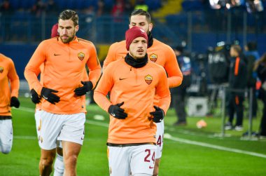 Kharkiv, Ukrayna - 21 Şubat 2018: Alessandro Florenzi Shakhtar Donetsk rakip olarak Roma Osk Metalist Stadyumu'nda, Ukrayna arasında Uefa Şampiyonlar Ligi maç sırasında