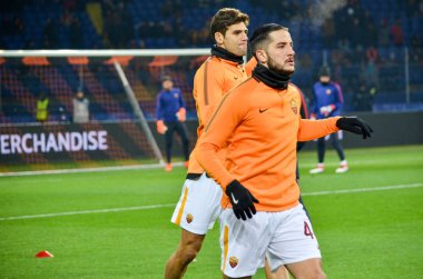 Kharkiv, Ukrayna - 21 Şubat 2018: Eğitim oyuncu olarak Roma Shakhtar Donetsk rakip olarak Roma, Ukrayna arasında Uefa Şampiyonlar Ligi maç sırasında