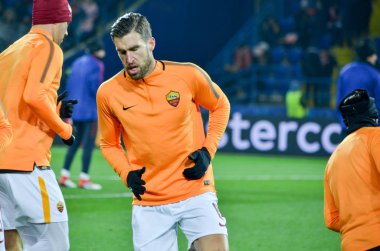 Kharkiv, Ukrayna - 21 Şubat 2018: Kevin Strootman Shakhtar Donetsk rakip olarak Roma, Ukrayna arasında Uefa Şampiyonlar Ligi maç sırasında