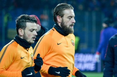 Kharkiv, Ukrayna - 21 Şubat 2018: Eğitim oyuncu olarak Roma Shakhtar Donetsk rakip olarak Roma, Ukrayna arasında Uefa Şampiyonlar Ligi maç sırasında