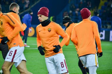 Kharkiv, Ukrayna - 21 Şubat 2018: Diego ben Shakhtar Donetsk rakip olarak Roma Osk Metalist Stadyumu'nda, Ukrayna arasında Uefa Şampiyonlar Ligi maç sırasında