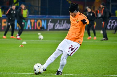 Kharkiv, Ukrayna - 21 Şubat 2018: Alessandro Florenzi Shakhtar Donetsk rakip olarak Roma Osk Metalist Stadyumu'nda, Ukrayna arasında Uefa Şampiyonlar Ligi maç sırasında