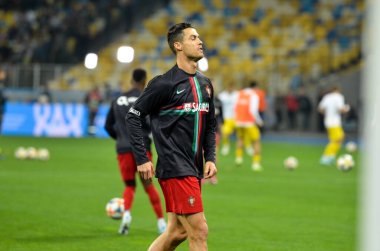 Kyiv, Ukrayna - 14 Ekim 2019: Uefa Euro 2020 ön eleme karşılaşmasında Ukrayna milli takımı Ukrayna ile Ukrayna milli takımı arasında oynanan karşılaşma sırasında Cristiano Ronaldo