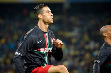 Kyiv, Ukrayna - 14 Ekim 2019: Cristiano Ronaldo ve Uefa Euro 2020 ön eleme maçında Ukrayna ile Portekiz milli takımı Ukrayna arasında oynanan karşılaşma