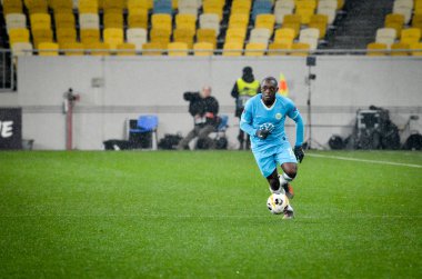 Lviv, Ukrayna - 28 Kasım 2019: Uefa Avrupa Ligi karşılaşmasında Jerome Roussillon oyuncusu Alexandria (Ukrayna) - Wolfsburg (Almanya), Ukrayna