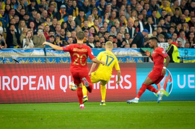 Kyiv, Ukrayna - 14 Ekim 2019: Uefa Euro 2020 ön eleme karşılaşmasında Ukrayna milli takımı Ukrayna ile Ukrayna milli takımı arasında oynanan karşılaşmada Bernardo Silva