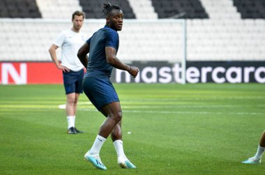 İstanbul, Türkiye - 14 Ağustos 2019: Uefa Süper Kupası Finallerinden önce Vodafone Arena, Türkiye 'deki Vodafone Park' ta Liverpool ile Chelsea arasında oynanan karşılaşma Michy Batshuayi