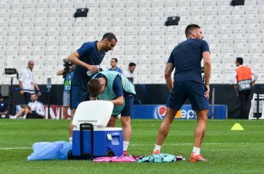 İstanbul, Türkiye - 14 Ağustos 2019: Türkiye 'nin Vodafone Arena kentindeki Vodafone Park' ta Liverpool ile Chelsea arasında oynanan Uefa Süper Kupa Finalleri öncesinde Chelsea futbolcuları antrenman oturumu