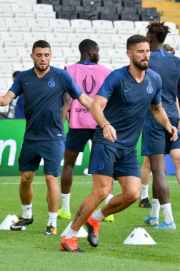 İstanbul, Türkiye - 14 Ağustos 2019: Vodafone Arena, Türkiye 'deki Vodafone Park' ta Liverpool ile Chelsea arasında oynanan Uefa Süper Kupası Finalleri öncesinde Olivier Giroud ve antrenman oturumu