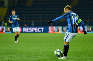 KHARKIV, UKRAINE - December 11, 2019: Papu Gomez player during the UEFA Champions League match between Shakhtar vs Atalanta Bergamasca Calcio BC (Italy), Ukraine