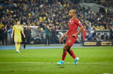 Kyiv, Ukrayna - 14 Ekim 2019: Uefa Euro 2020 ön eleme maçında Joao Mario, Portekiz milli takımı Ukrayna 'ya karşı oynamıştır.
