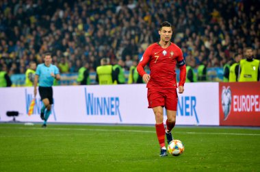 Kyiv, Ukrayna - 14 Ekim 2019: Uefa Euro 2020 ön eleme maçında Ukrayna milli takımı Ukrayna ile Ukrayna milli takımı arasında oynanan Cristiano Ronaldo