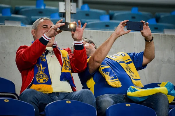 Dnipro Ukraina September 2019 Fans Ukrainska Landslaget Den Vänliga Matchen — Stockfoto