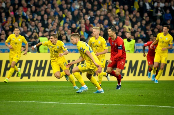 Kyiv, Ukrayna - 14 Ekim 2019: Uefa Euro 2020 ön eleme maçında Ukrayna milli takımı Ukrayna ile Ukrayna milli takımı arasında oynanan Cristiano Ronaldo