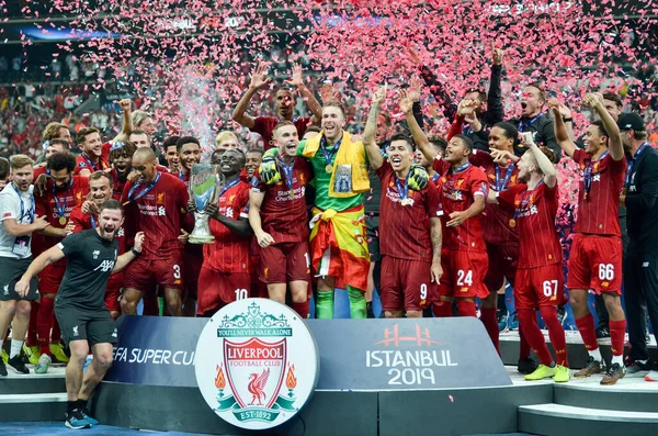 Istanbul Turkey August 2019 Liverpool Footballers Celebrate Victory Award Ceremony — Stock Photo, Image