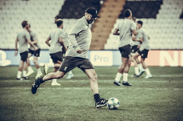 Istambul Turquia Agosto 2019 Treinador Jurgen Klopp Acertou Bola Antes — Fotografia de Stock