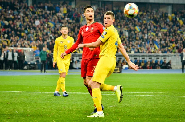 Kyiv Ucrania Octubre 2019 Serhii Kryvtsov Cristiano Ronaldo Durante Partido — Foto de Stock