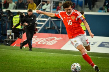 Saint-Petersburg, Rusya - 16 Kasım 2019: Uefa Euro 2020 eleme karşılaşmasında Yuri Zhirkov oyuncusu Rusya ile Belçika milli takımı arasında oynanan karşılaşma, Rusya