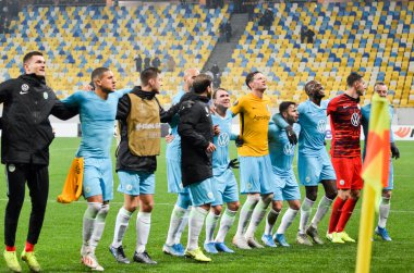 Lviv, Ukrayna - 28 Kasım 2019: Alexandria (Ukrayna) ile Wolfsburg (Almanya), Ukrayna arasındaki Uefa Avrupa Ligi karşılaşmasında kazandığı zaferden sonra Wolfsburg oyuncusu