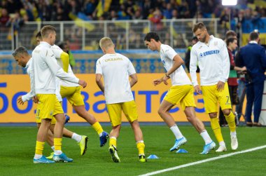 Kyiv, Ukrayna - 14 Ekim 2019: Uefa Euro 2020 ön eleme maçında Ukrayna milli takımı Ukrayna ile Portekiz, Ukrayna maçında futbol antrenmanı