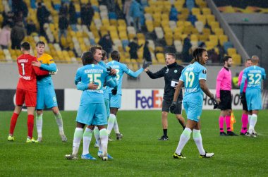 Lviv, Ukrayna - 28 Kasım 2019: Alexandria (Ukrayna) ile Wolfsburg (Almanya), Ukrayna arasındaki Uefa Avrupa Ligi karşılaşmasında kazandığı zaferden sonra Wolfsburg oyuncusu